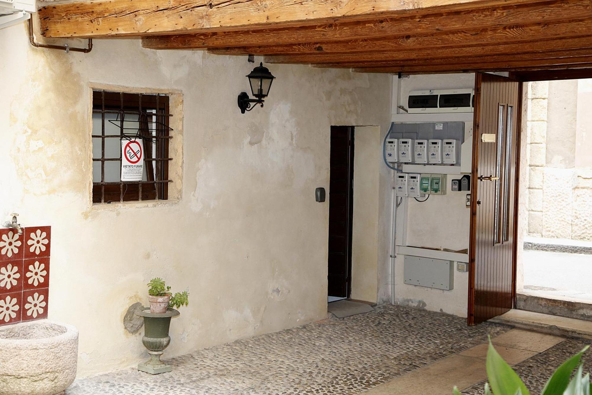 Dream One Apartment Verona Exterior photo